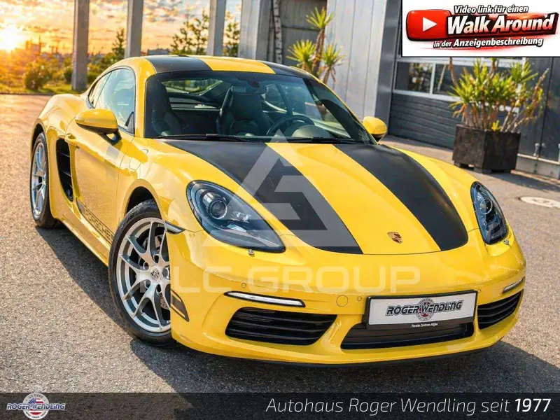 2022 Porsche Cayman