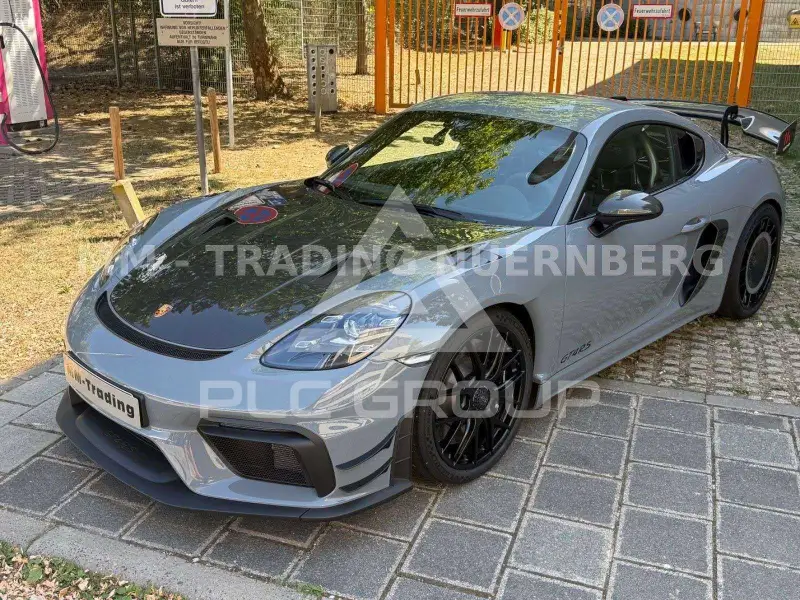 2022 Porsche Cayman