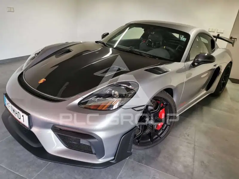 2022 Porsche Cayman