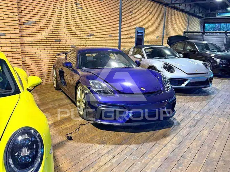 2022 Porsche Cayman