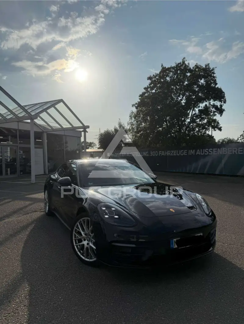 2022 Porsche Panamera