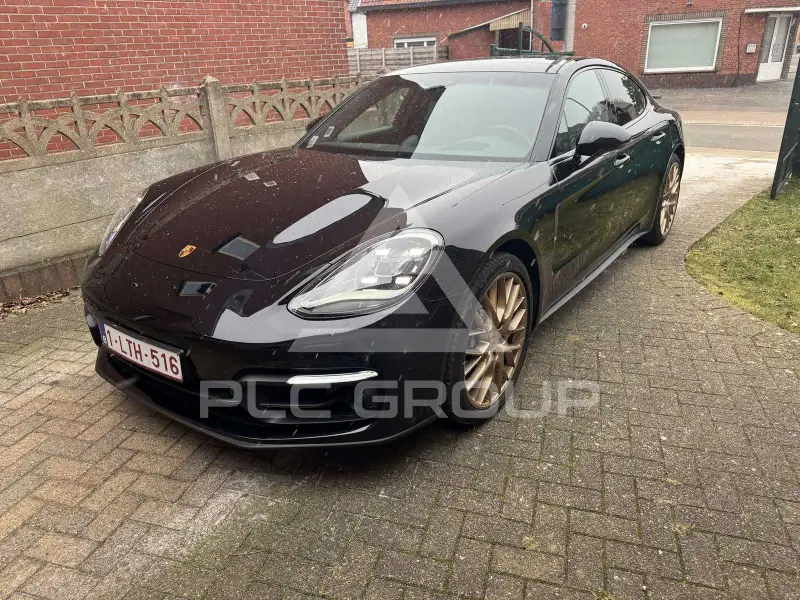 2022 Porsche Panamera