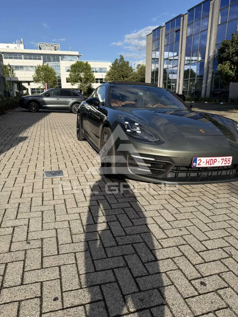 2022 Porsche Panamera