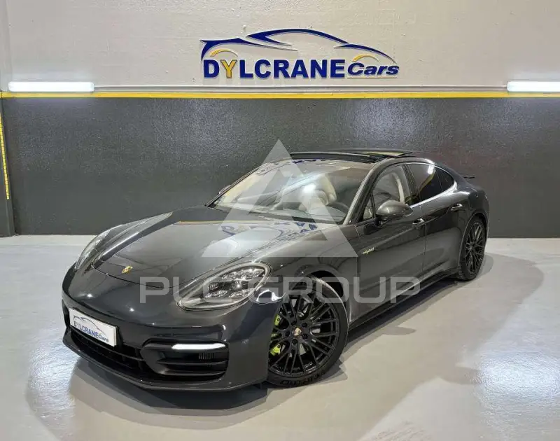 2022 Porsche Panamera