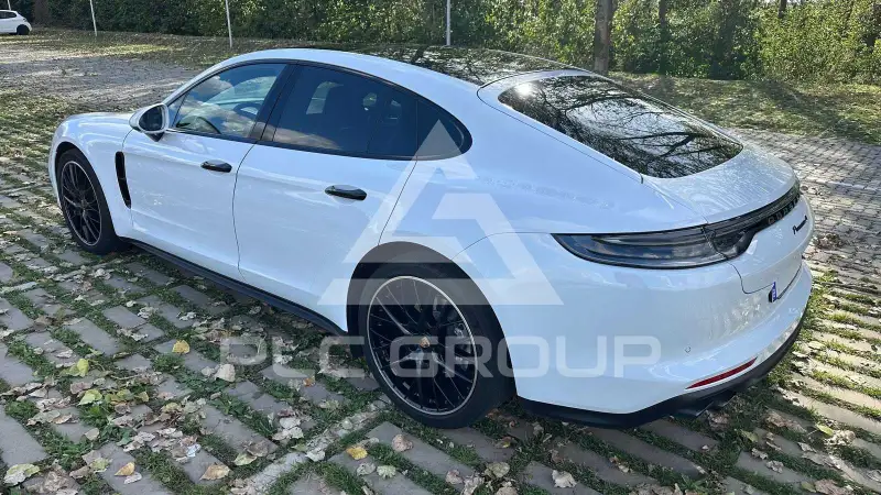 2022 Porsche Panamera