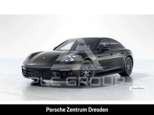 2022 Porsche Panamera