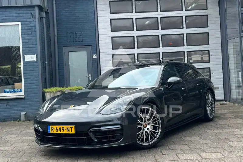 2022 Porsche Panamera