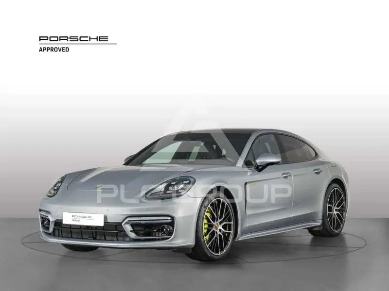 2022 Porsche Panamera
