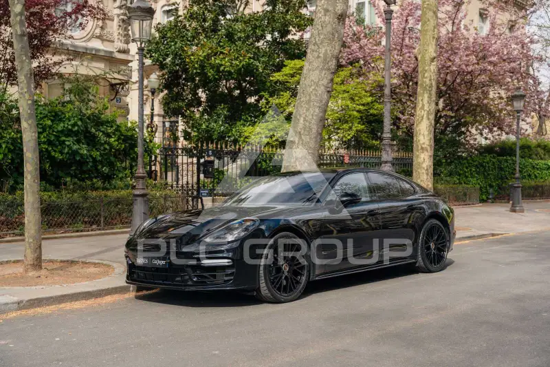 2022 Porsche Panamera