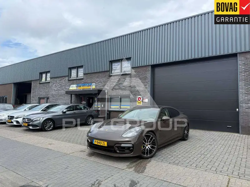 2022 Porsche Panamera