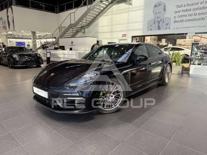 2022 Porsche Panamera