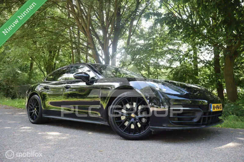 2022 Porsche Panamera