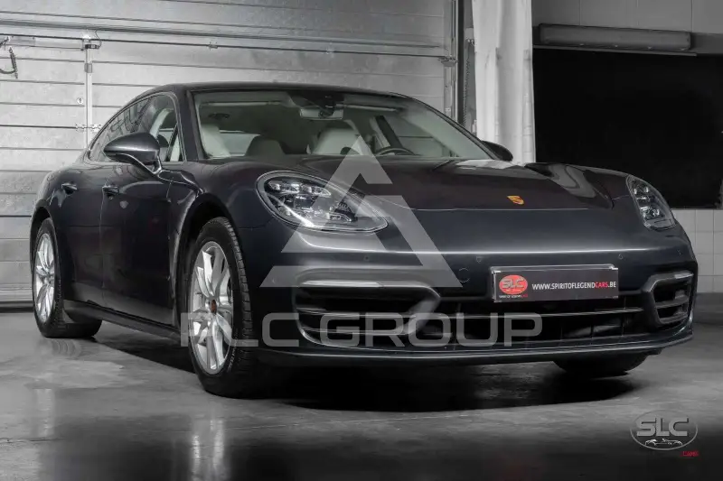 2022 Porsche Panamera