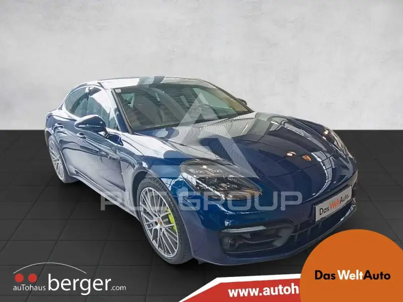 2022 Porsche Panamera