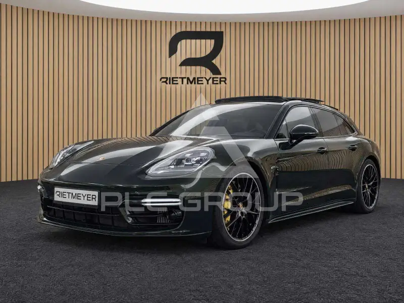 2022 Porsche Panamera