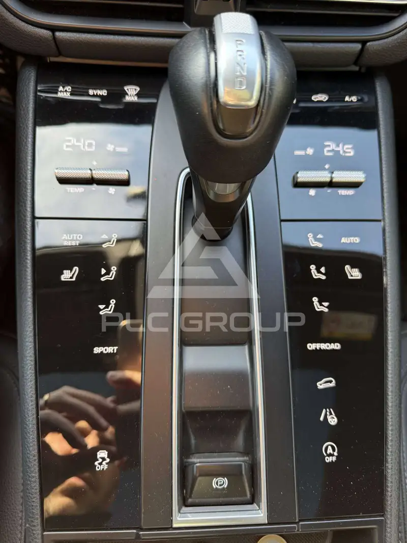 2022 Porsche MACAN