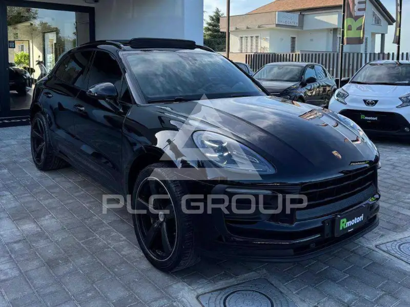 2022 Porsche MACAN