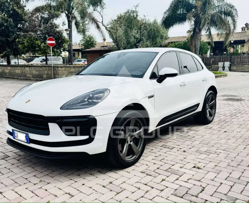 2022 Porsche MACAN