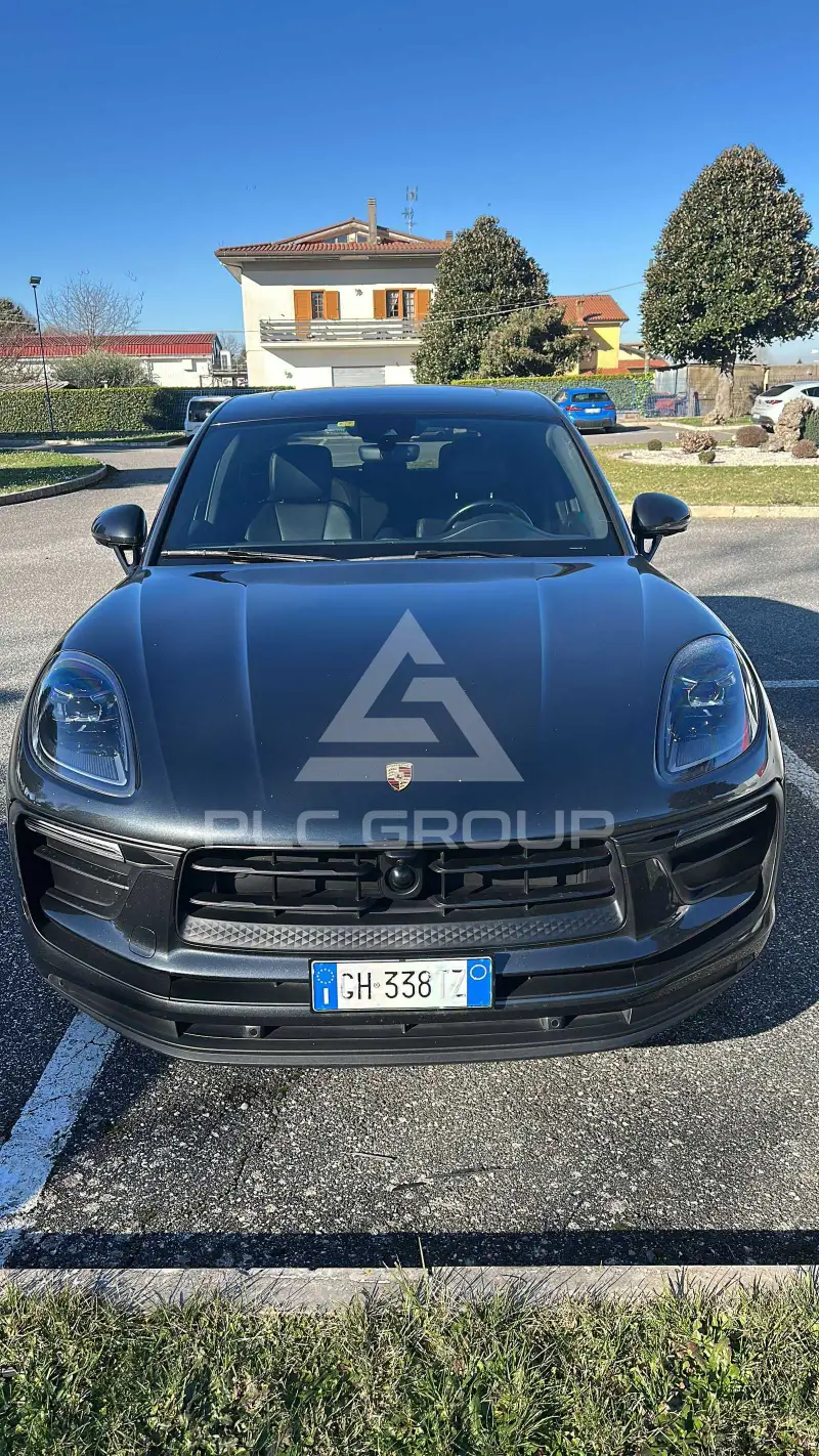 2022 Porsche MACAN