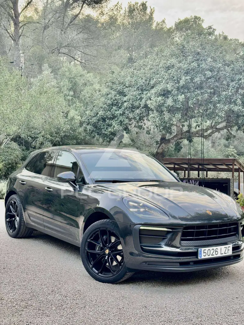 2022 Porsche MACAN