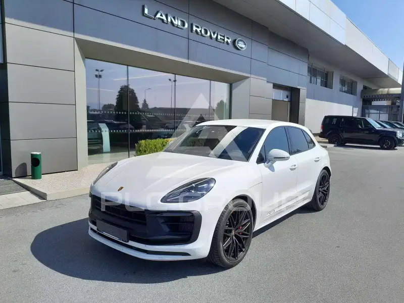 2022 Porsche MACAN