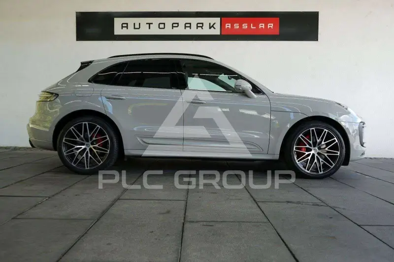 2022 Porsche MACAN