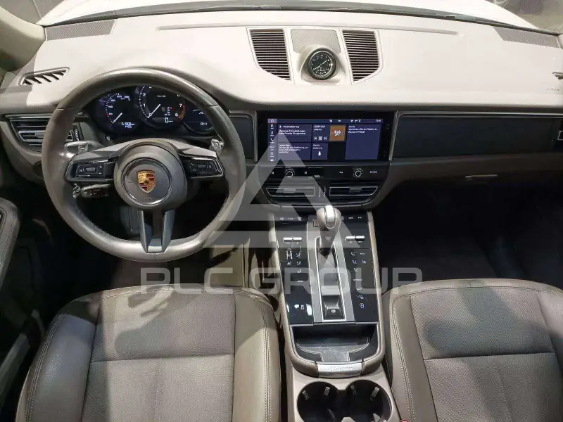 2022 Porsche MACAN