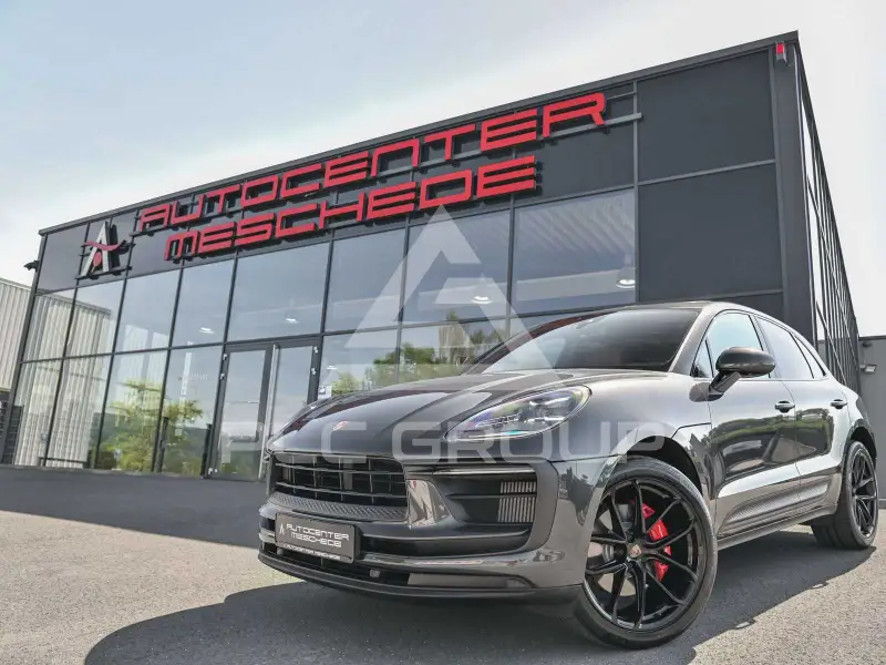 2022 Porsche MACAN