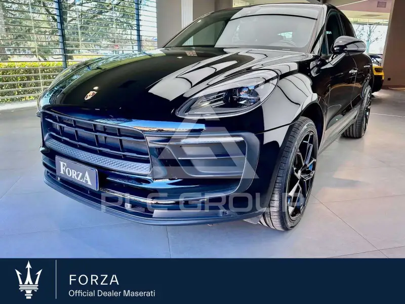 2022 Porsche MACAN