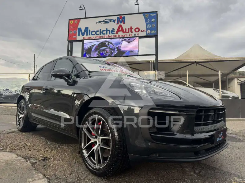 2022 Porsche MACAN
