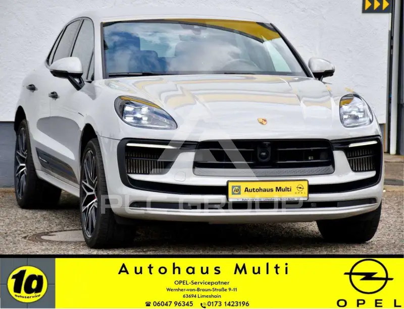 2022 Porsche MACAN