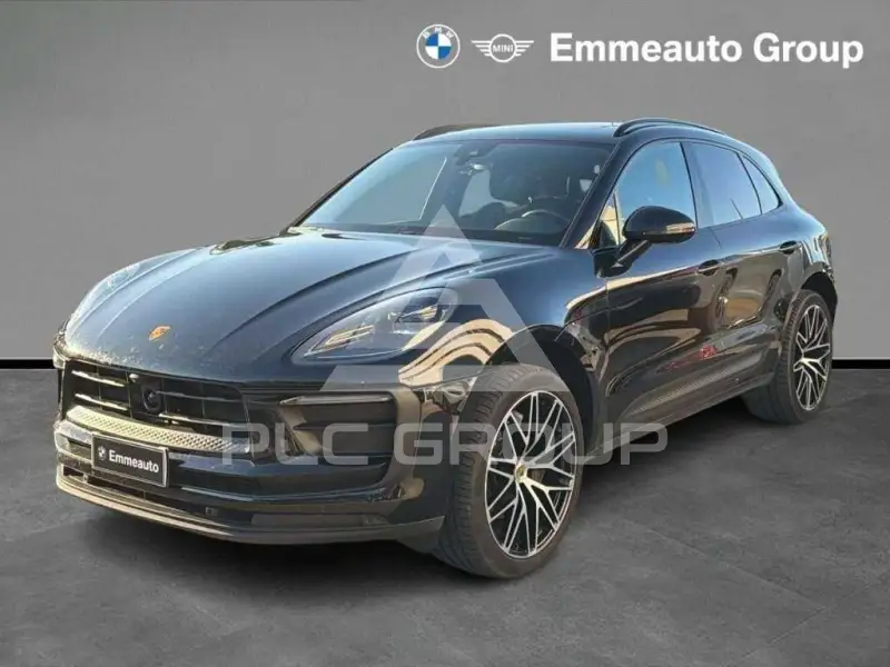 2022 Porsche MACAN
