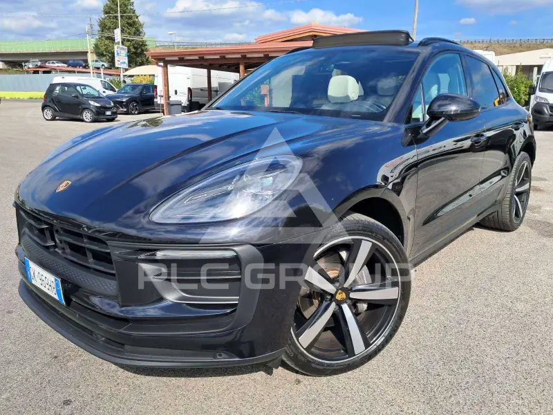 2022 Porsche MACAN