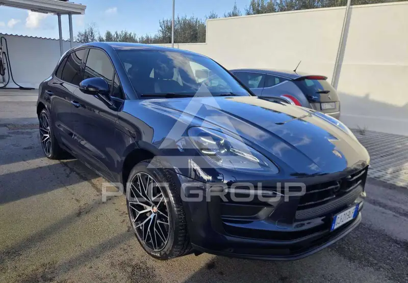 2022 Porsche MACAN