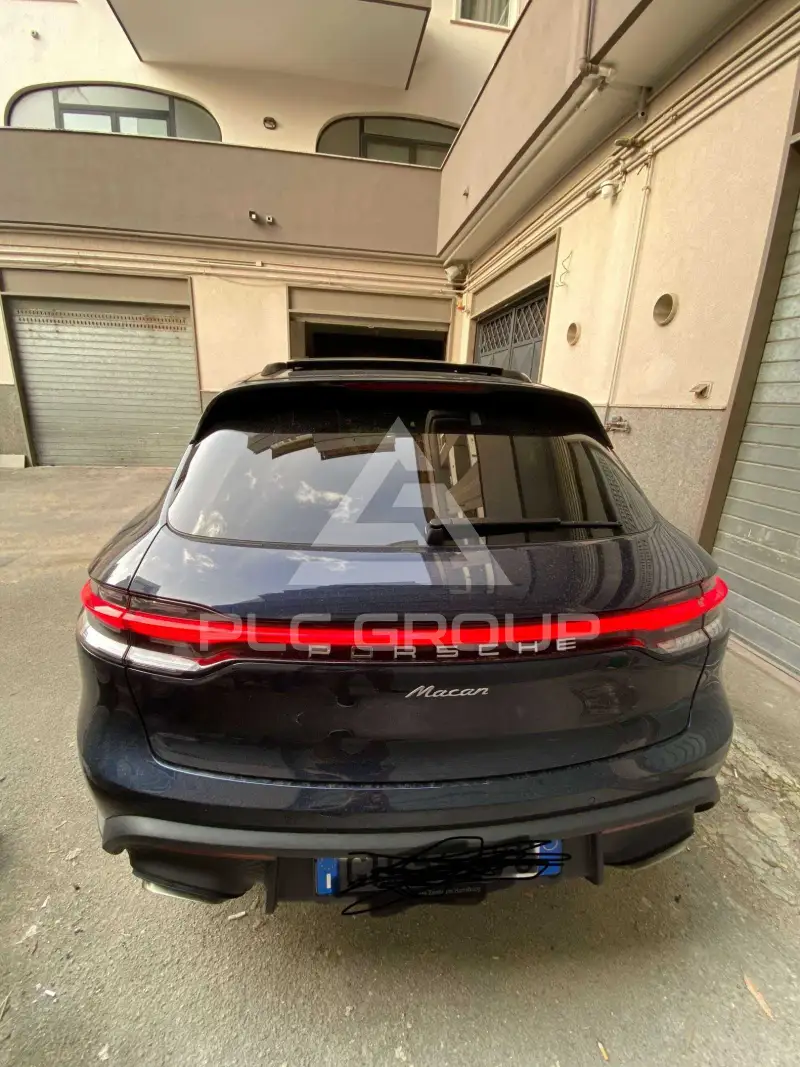 2022 Porsche MACAN
