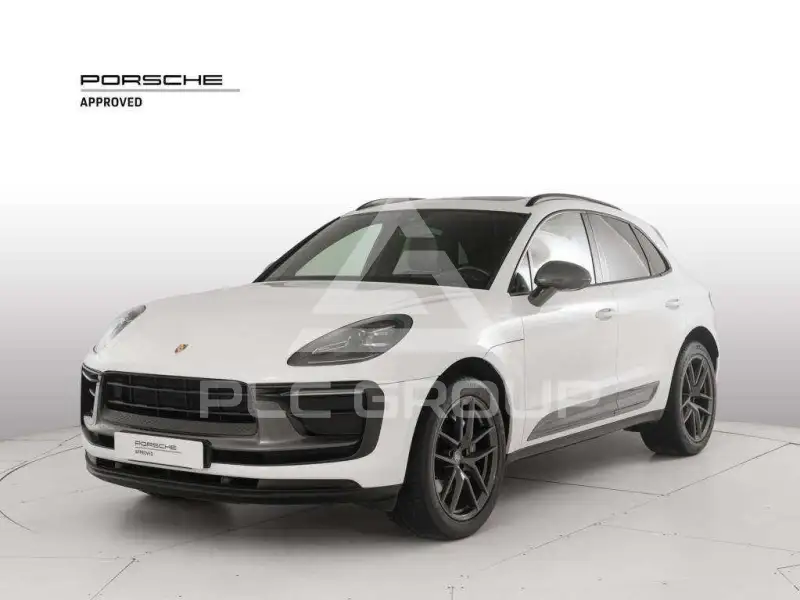 2022 Porsche MACAN