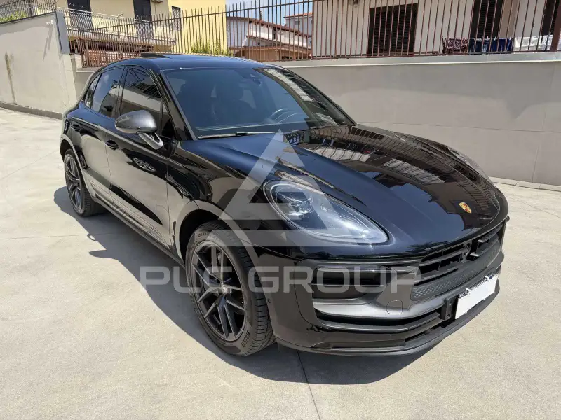 2022 Porsche MACAN