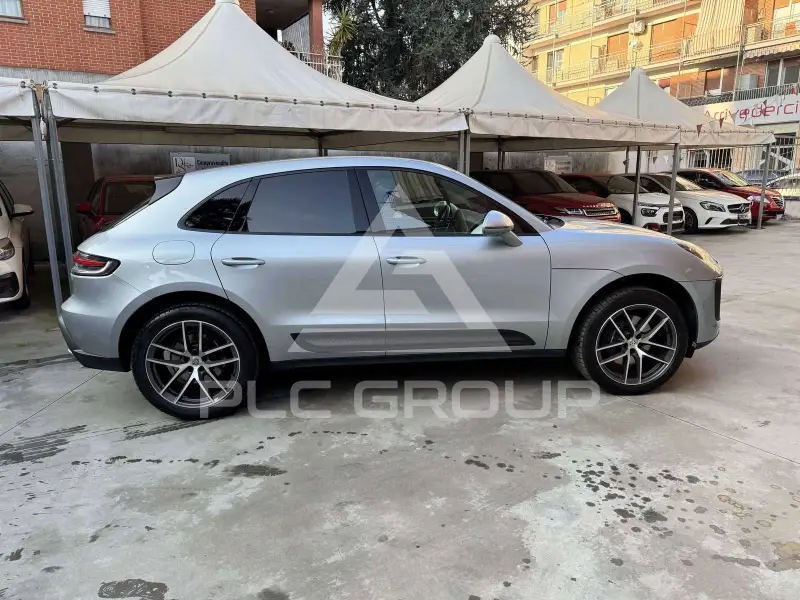 2022 Porsche MACAN
