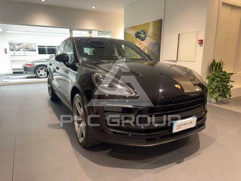 2022 Porsche MACAN