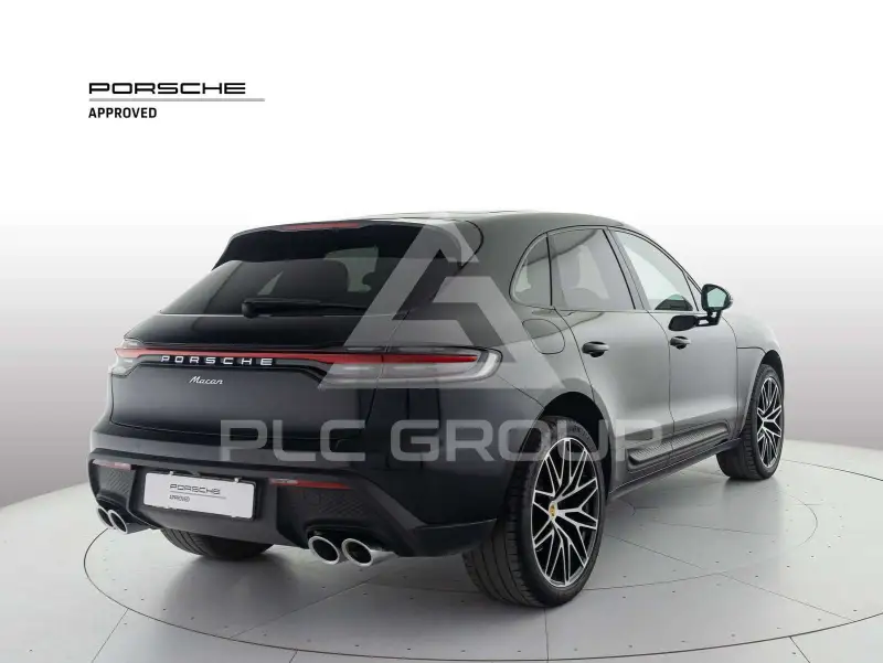 2022 Porsche MACAN
