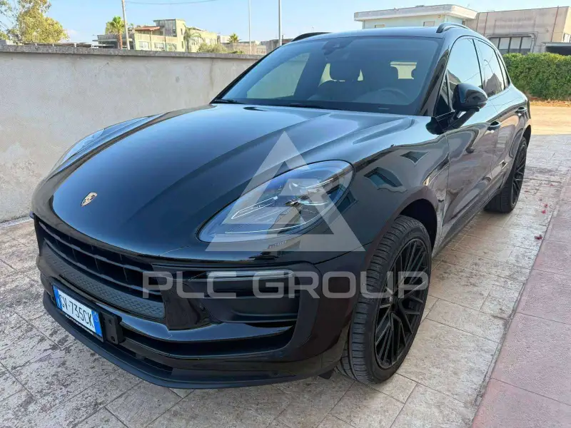 2022 Porsche MACAN