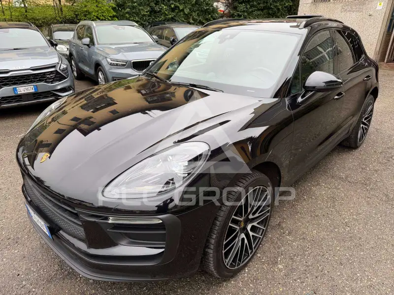 2022 Porsche MACAN