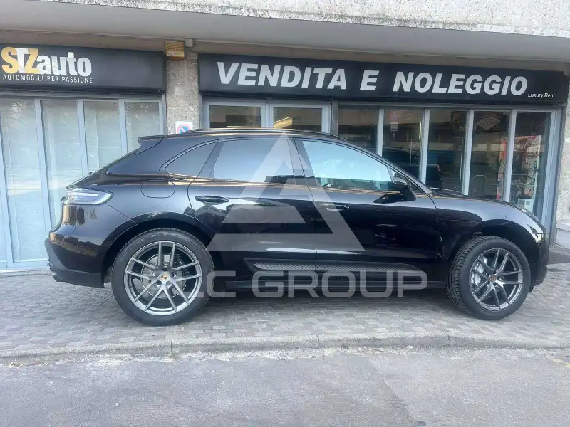 2022 Porsche MACAN