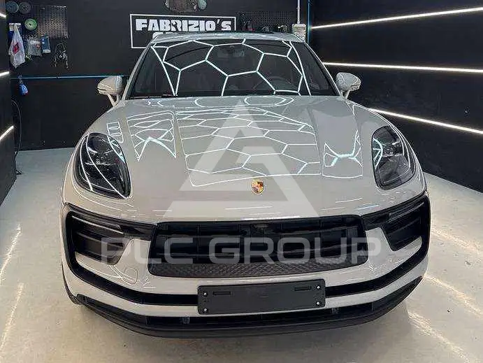 2022 Porsche MACAN