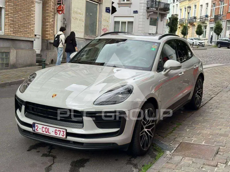2022 Porsche MACAN
