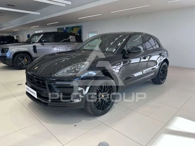 2022 Porsche MACAN
