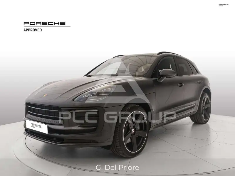 2022 Porsche MACAN