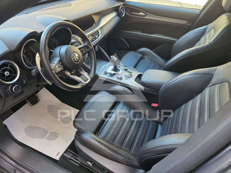 2022 Alfa Romeo Stelvio