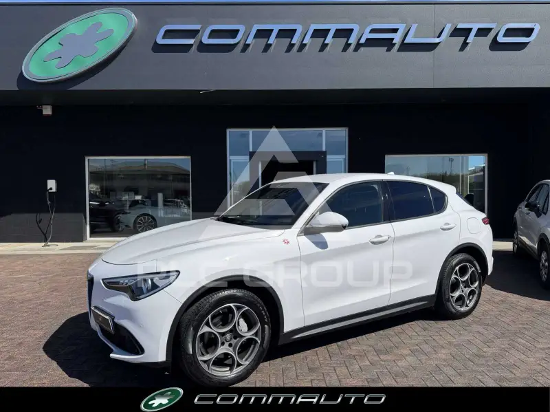 2022 Alfa Romeo Stelvio