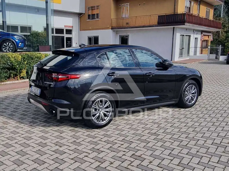 2022 Alfa Romeo Stelvio